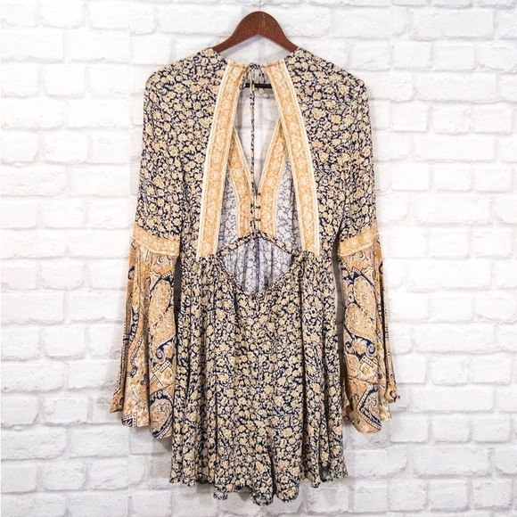 Free People Bell Sleeve Romper Once Upon Summertime - Long Sleeve V Neck Shorts - Picture 7 of 11